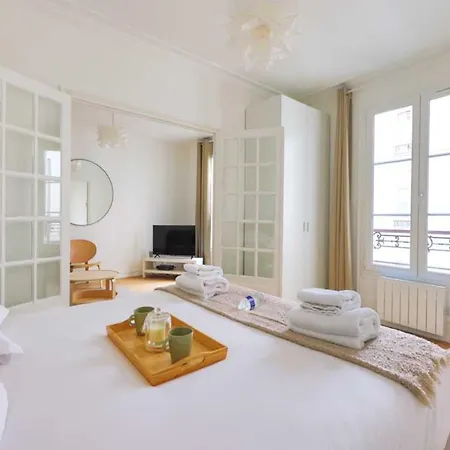 Appt Cosy Proche Canal Saint Martin - Mobility Lease Apartment Paris
